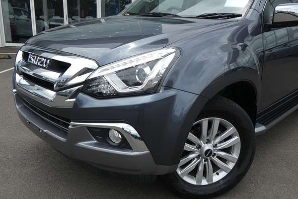 2018 Isuzu MU-X LS-T