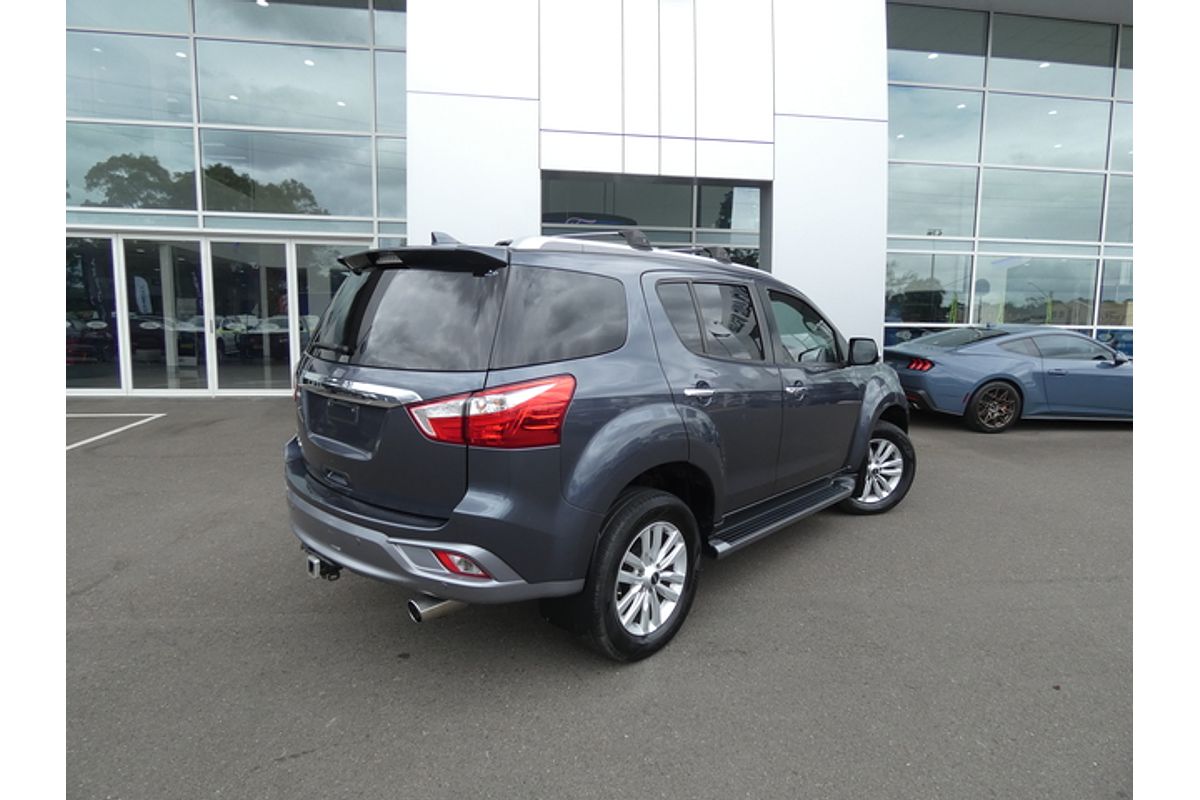2018 Isuzu MU-X LS-T