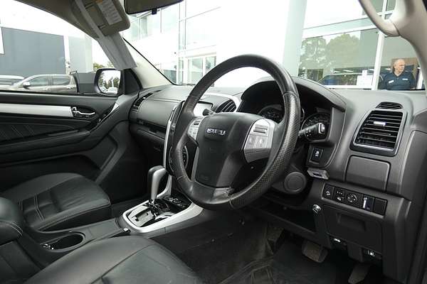 2018 Isuzu MU-X LS-T