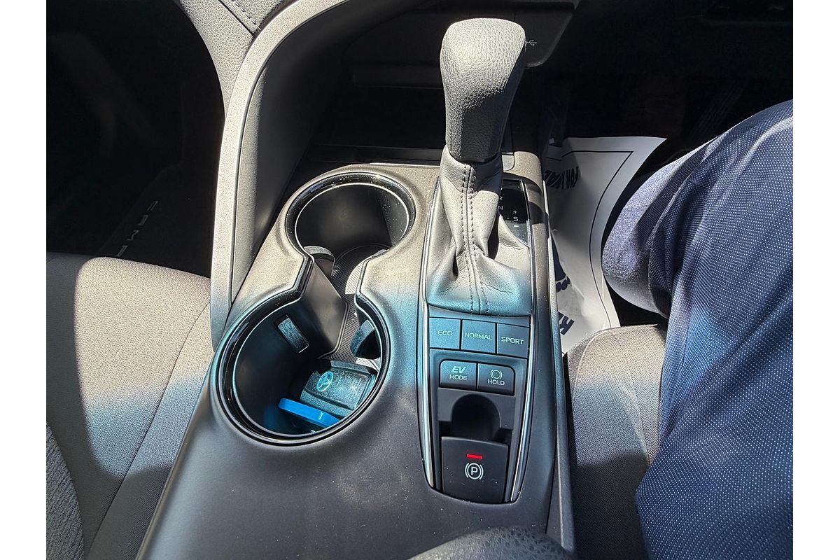 2024 Toyota Camry Ascent AXVH70R