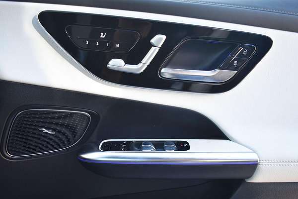 2025 Mercedes-Benz GLC-Class GLC300 C254