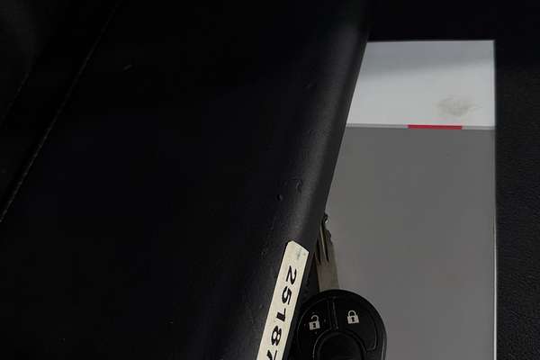 2018 Nissan Navara ST D23 Series 3 4X4