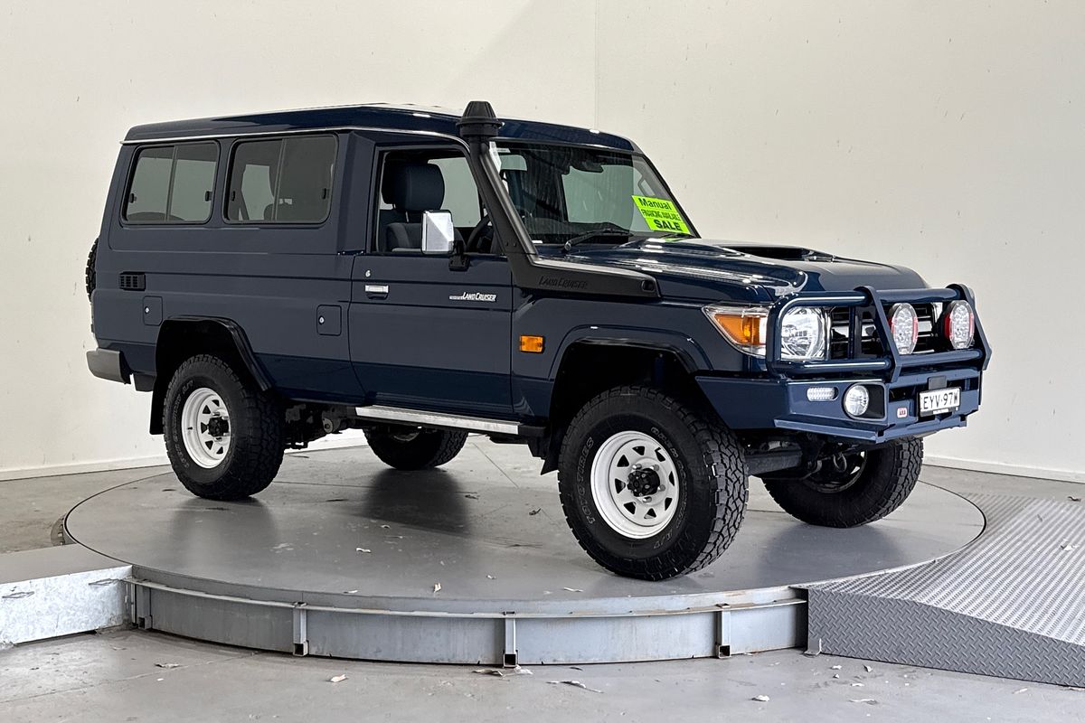 2023 Toyota Landcruiser GXL Troopcarrier VDJ78R