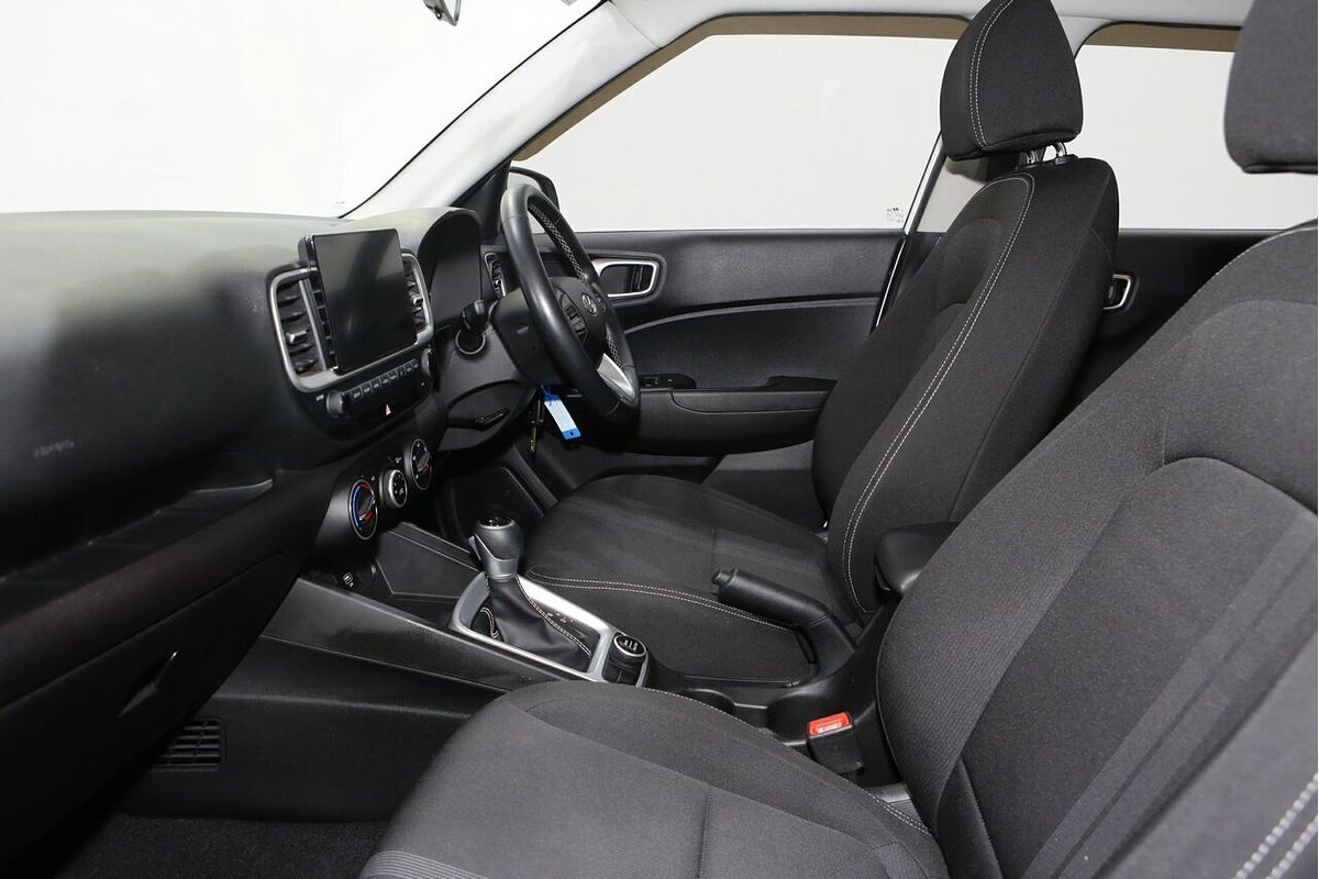 2020 Hyundai Venue Active QX.2