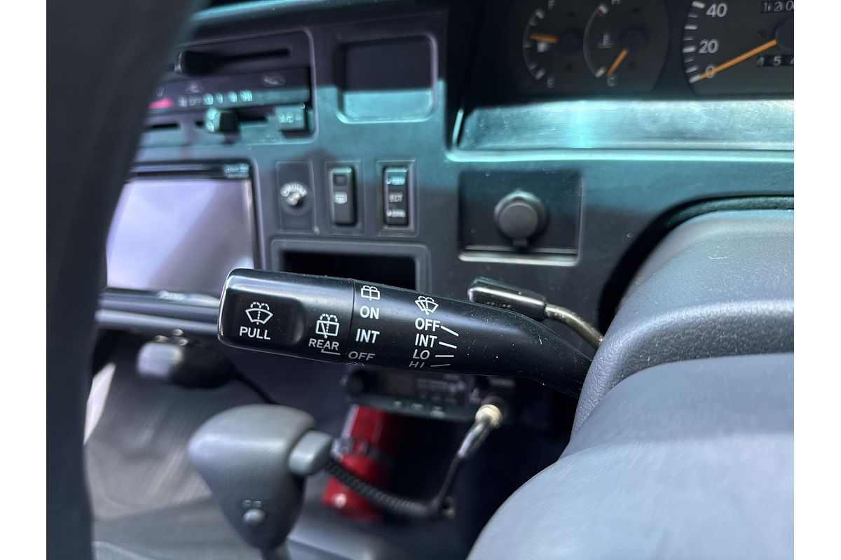 1998 Toyota Hiace Commuter RZH125R ELWB