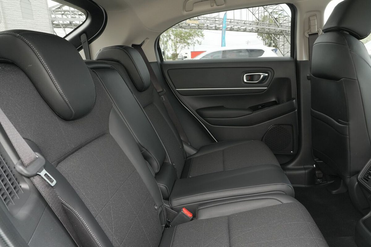 2022 Honda HR-V e:HEV L