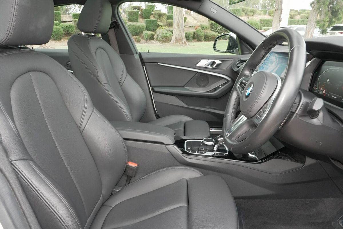 2020 BMW 2 Series 220i M Sport F44