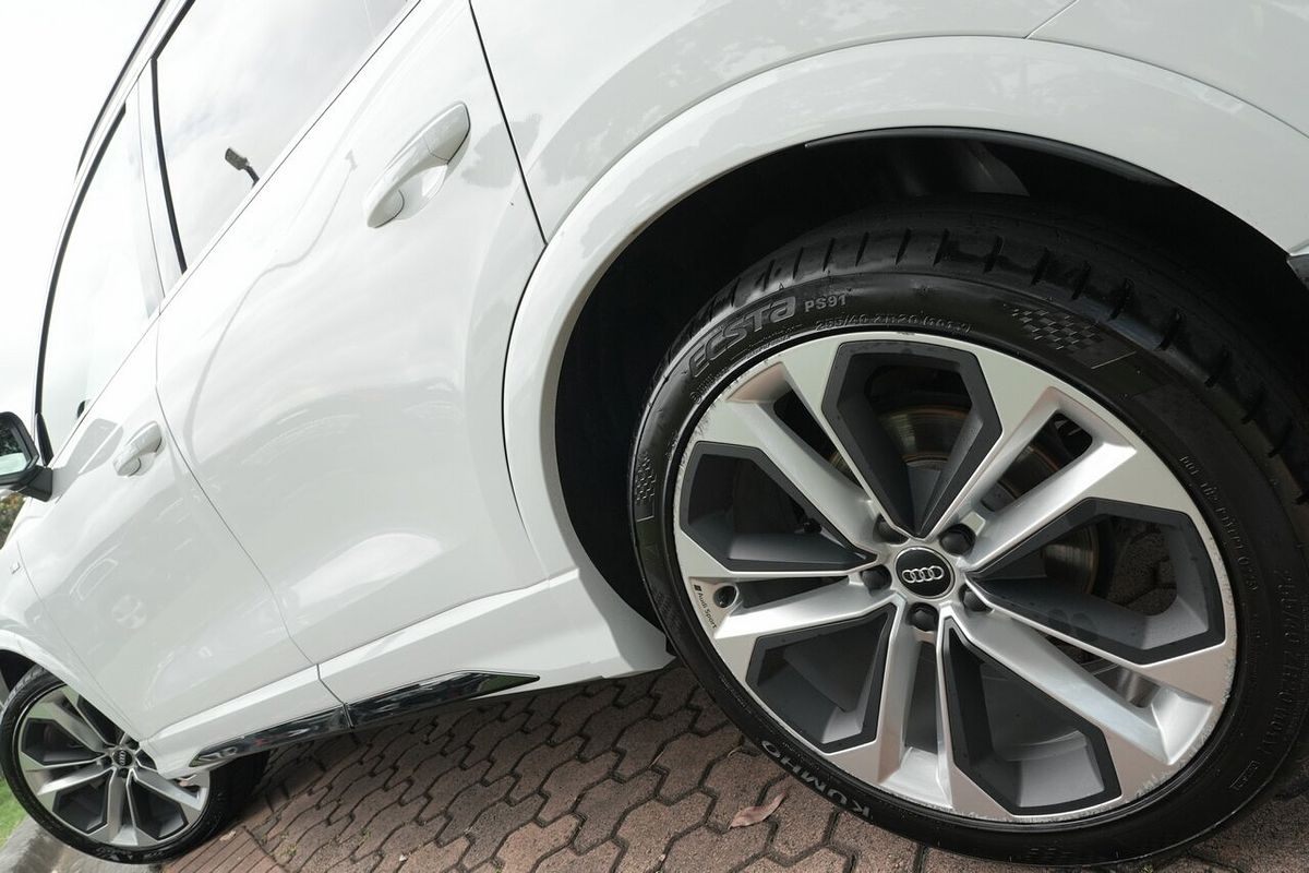 2020 Audi Q3 40 TFSI S line F3