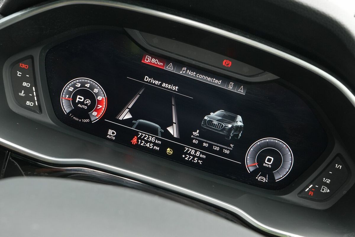 2020 Audi Q3 40 TFSI S line F3