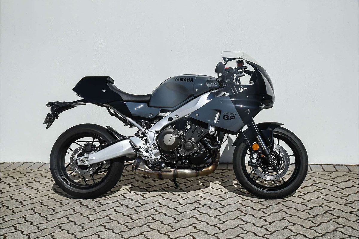 2025 Yamaha XSR GP