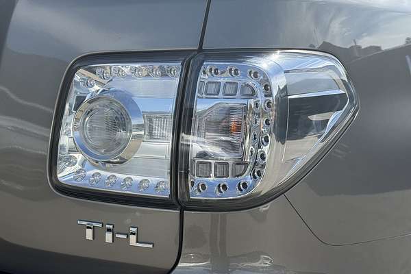 2013 Nissan Patrol Ti-L Y62