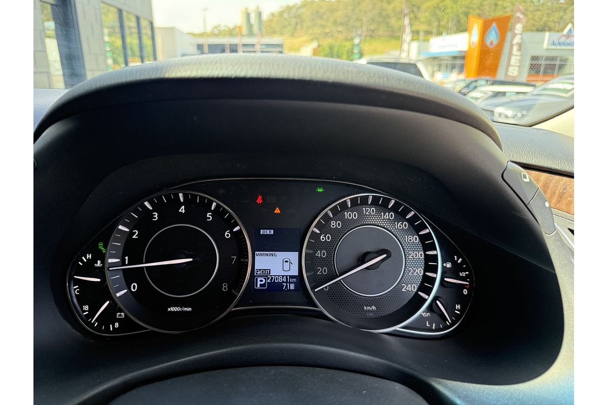 2013 Nissan Patrol Ti-L Y62