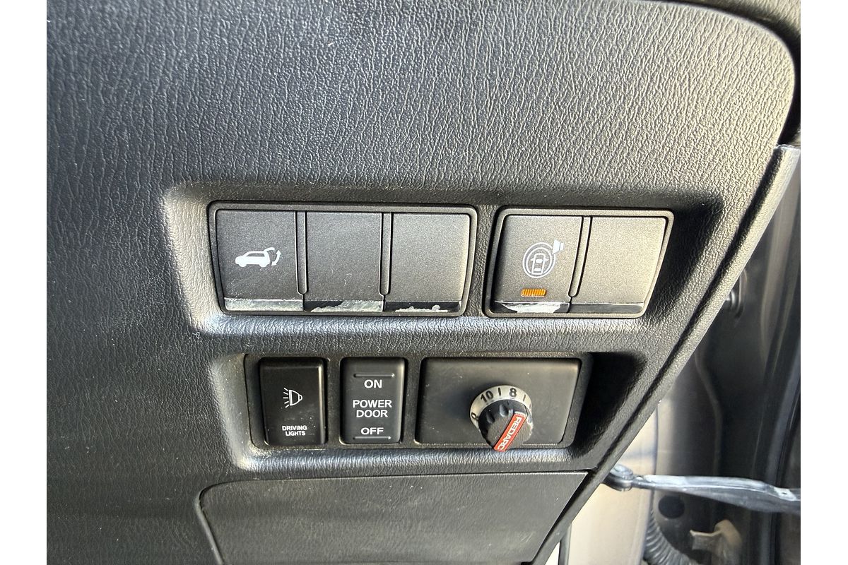 2013 Nissan Patrol Ti-L Y62