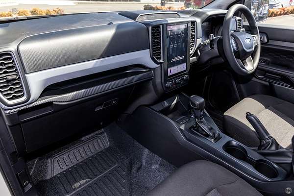 2025 Ford Ranger XL 4X4 2.0L