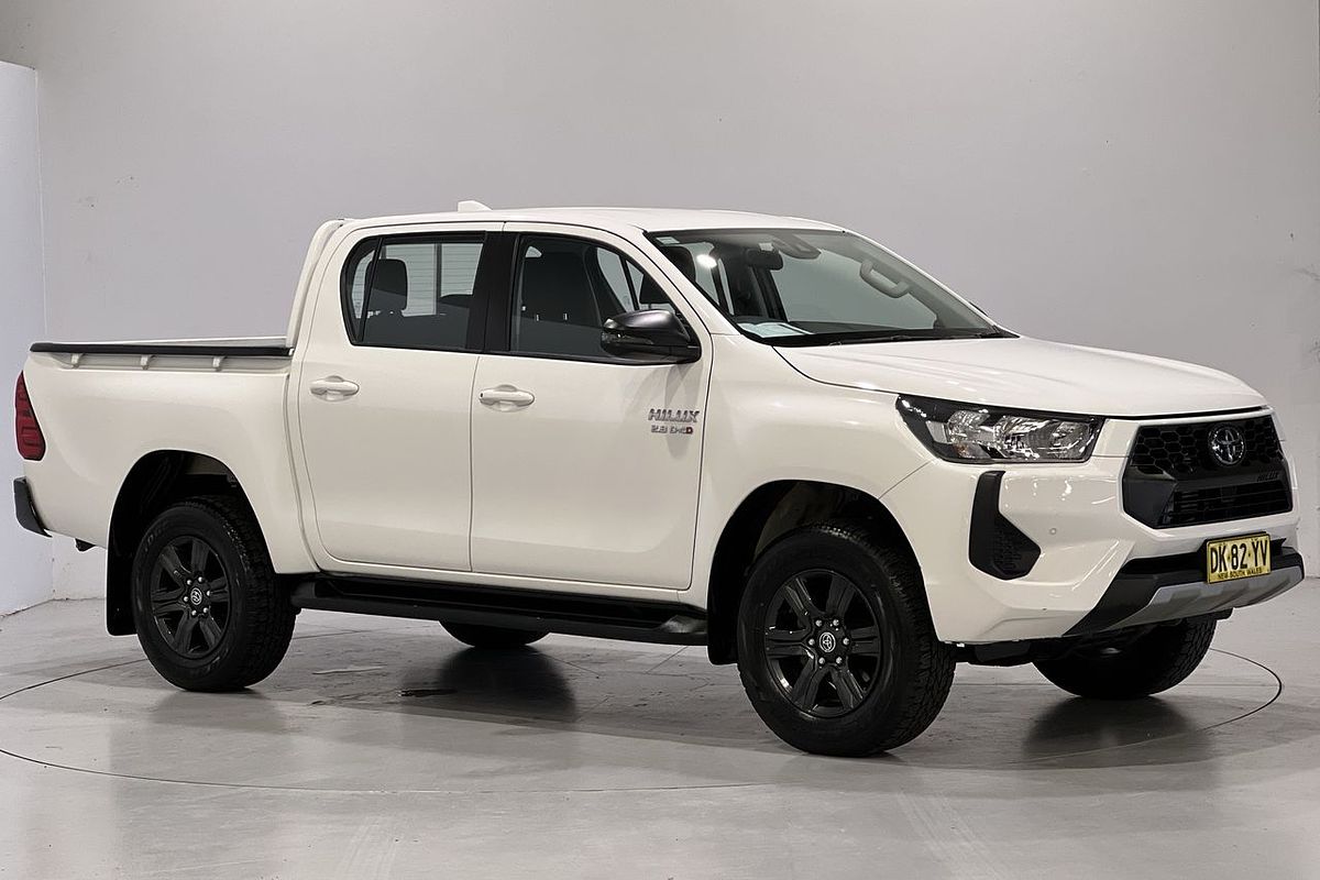2024 Toyota Hilux SR GUN126R 4X4