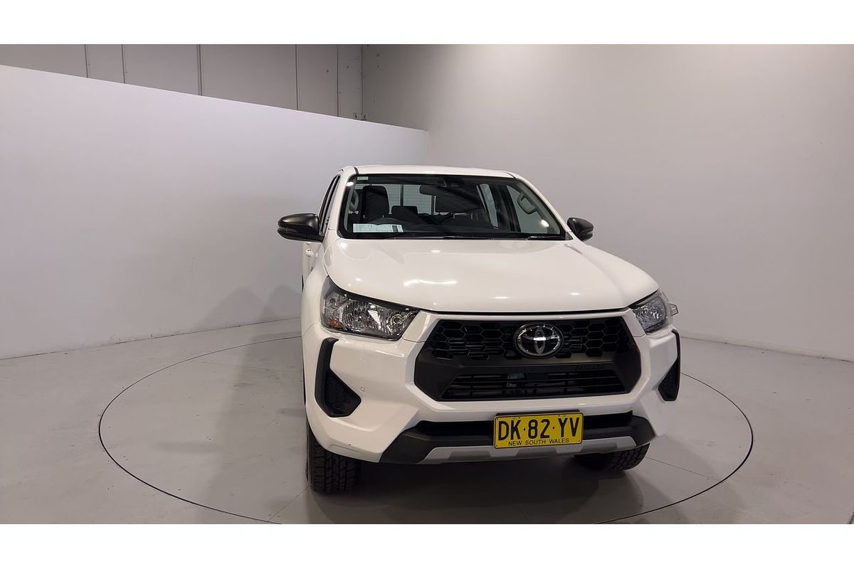 2024 Toyota Hilux SR GUN126R 4X4