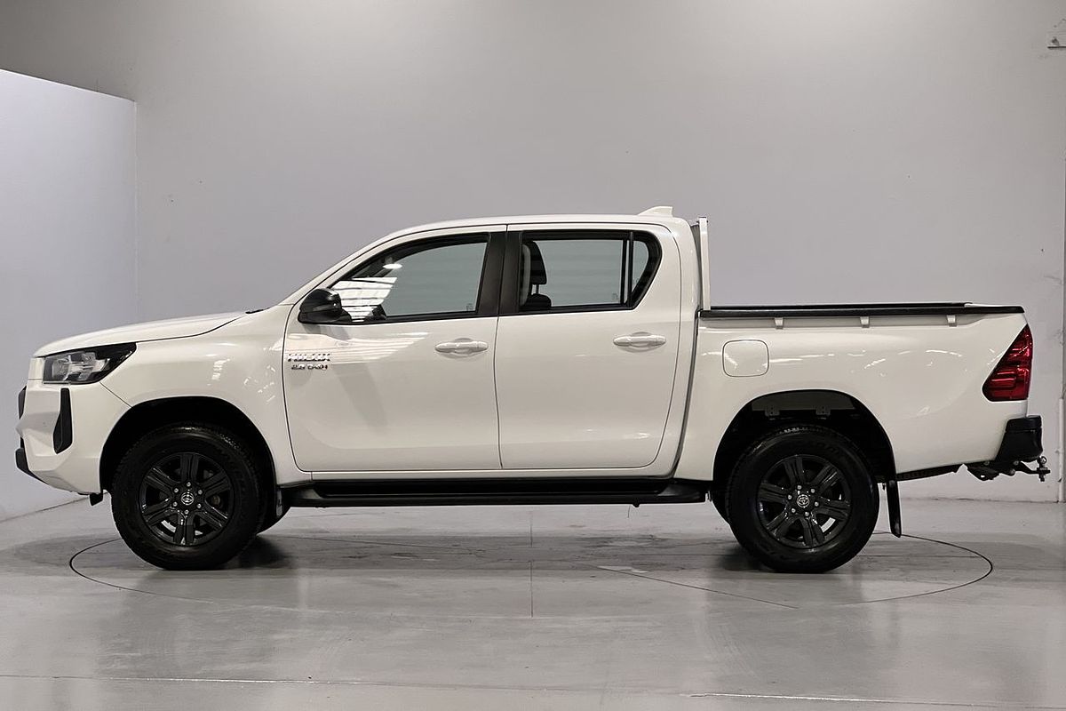 2024 Toyota Hilux SR GUN126R 4X4