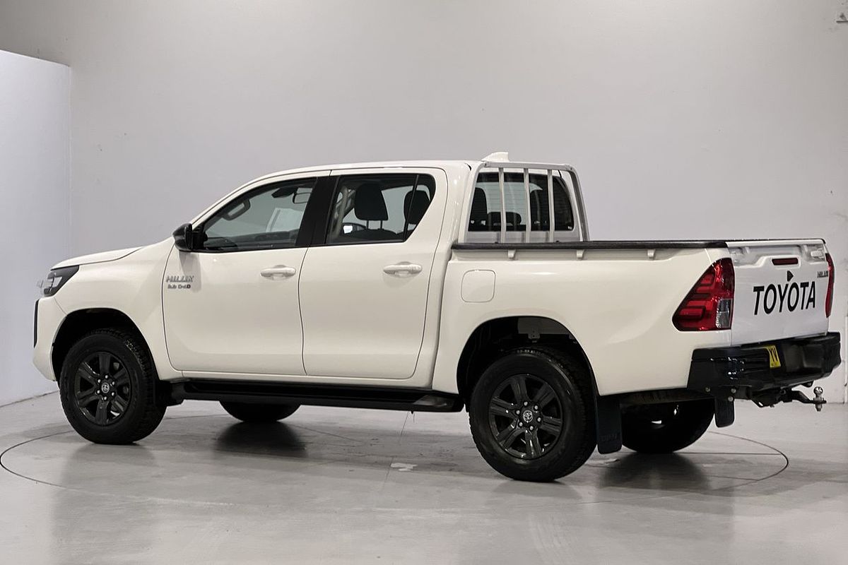 2024 Toyota Hilux SR GUN126R 4X4
