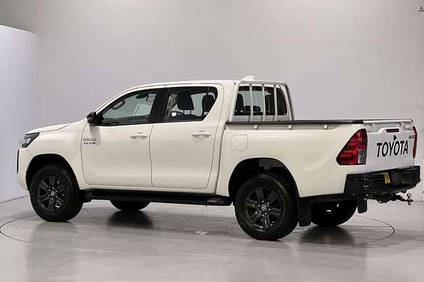 2024 Toyota Hilux SR GUN126R 4X4