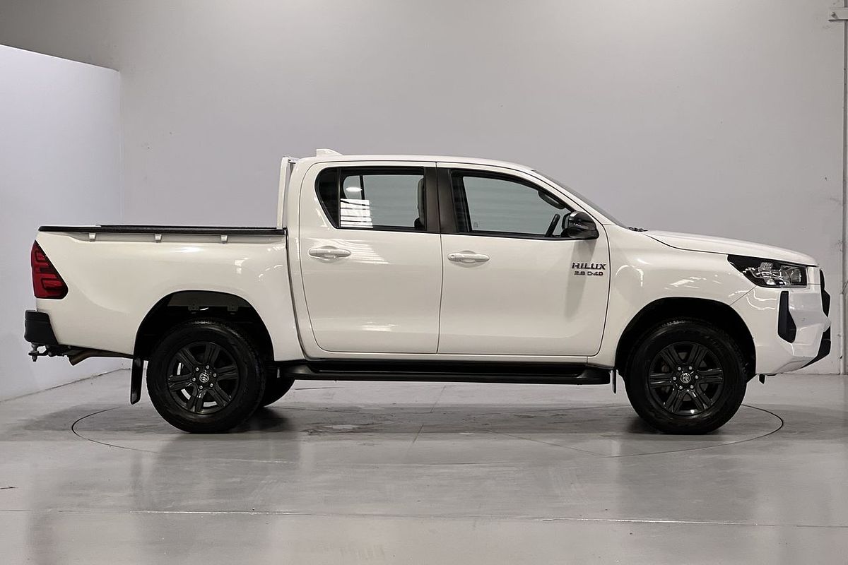 2024 Toyota Hilux SR GUN126R 4X4