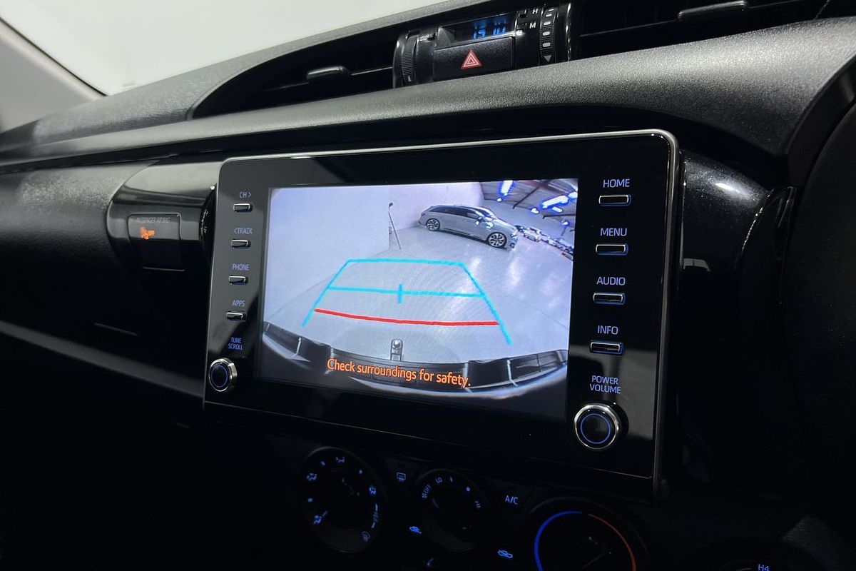 2024 Toyota Hilux SR GUN126R 4X4