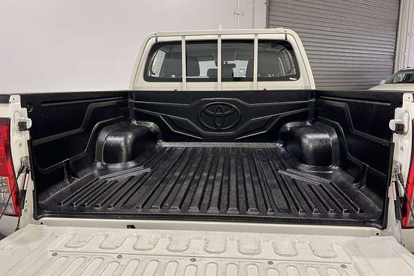 2024 Toyota Hilux SR GUN126R 4X4