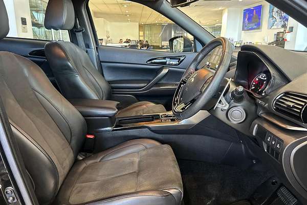 2023 Mitsubishi Eclipse Cross LS Black Edition YB