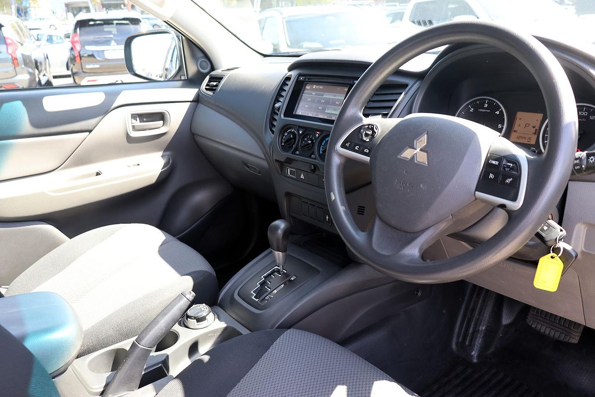 2017 Mitsubishi Triton GLX MQ 4X4