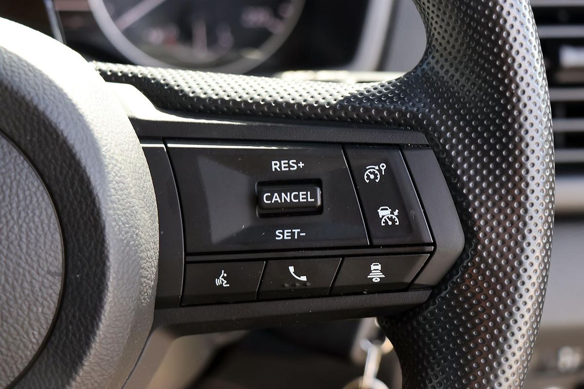 2025 Mitsubishi Triton GLX+ MV 4X4