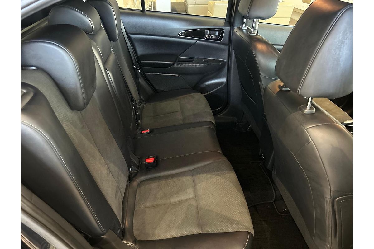 2023 Mitsubishi Eclipse Cross LS Black Edition YB