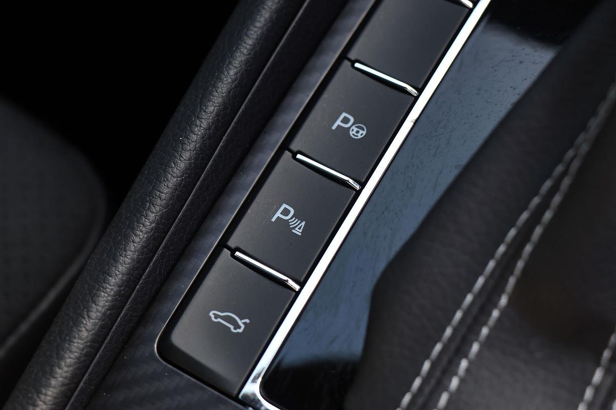 2023 SKODA Superb 206TSI SportLine NP