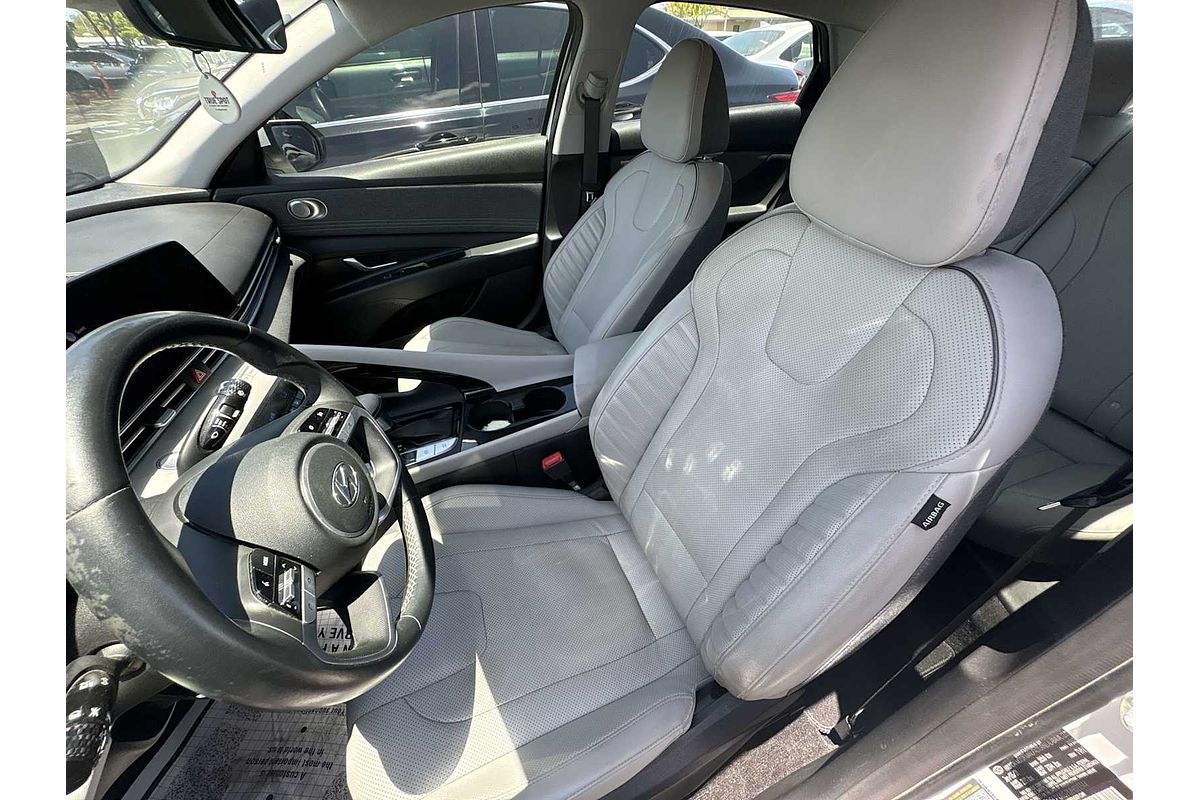 2021 Hyundai Elantra Limited