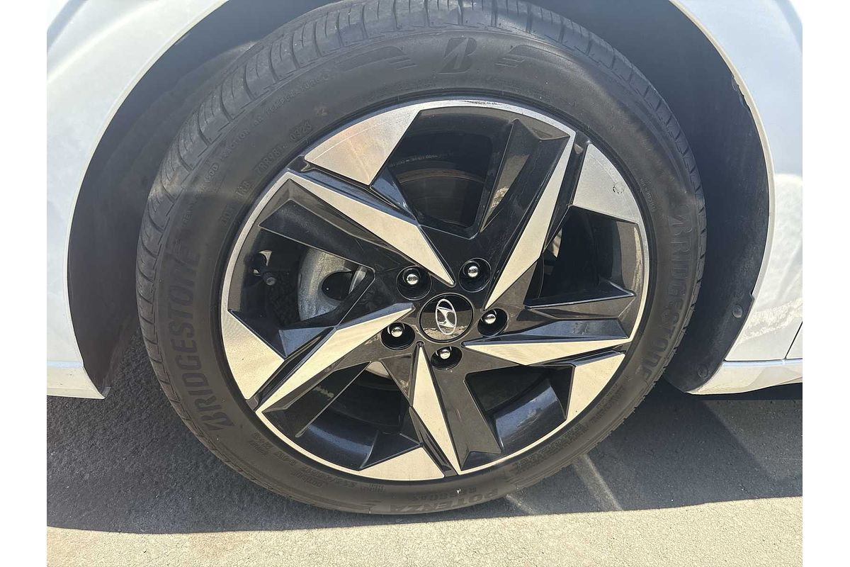 2021 Hyundai Elantra Limited