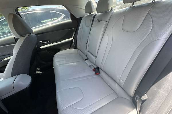 2021 Hyundai Elantra Limited