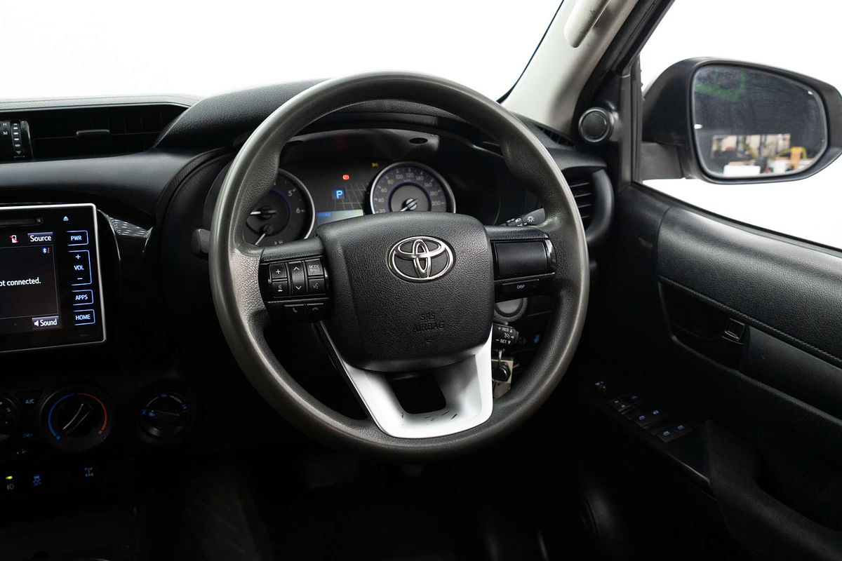 2016 Toyota Hilux SR GUN126R 4X4