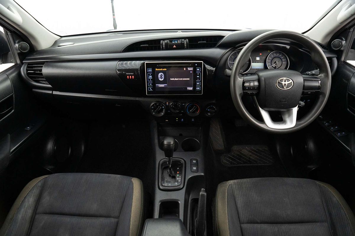 2016 Toyota Hilux SR GUN126R 4X4