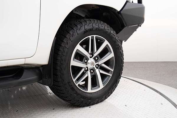 2016 Toyota Hilux SR GUN126R 4X4