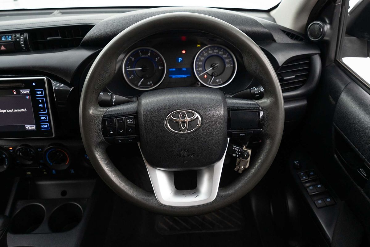 2016 Toyota Hilux SR GUN126R 4X4