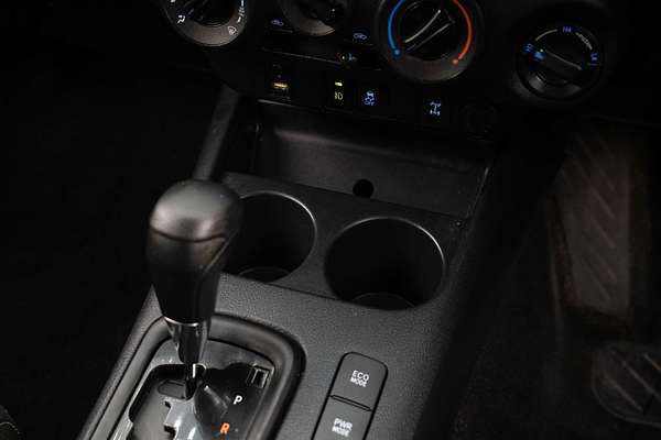 2016 Toyota Hilux SR GUN126R 4X4