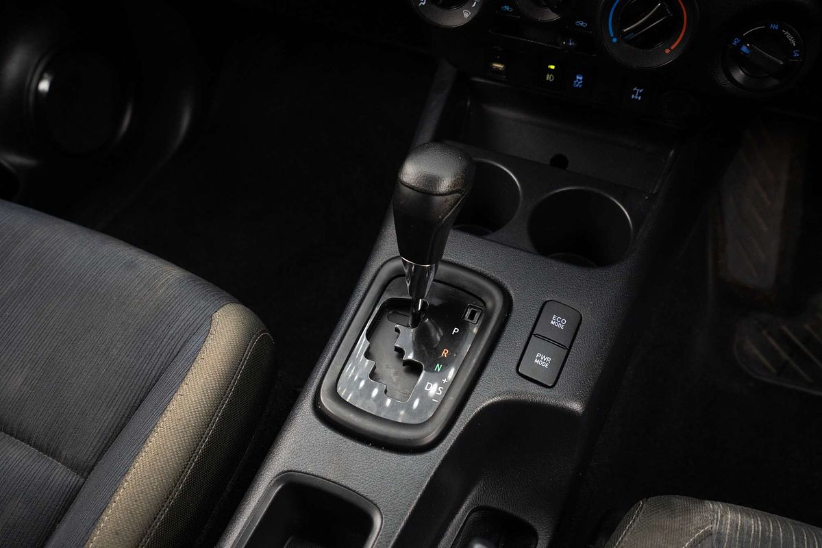 2016 Toyota Hilux SR GUN126R 4X4