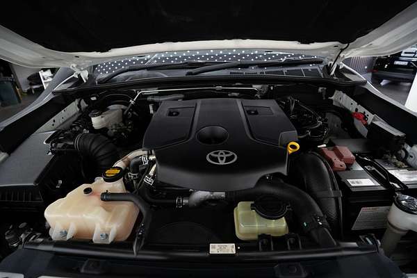 2016 Toyota Hilux SR GUN126R 4X4