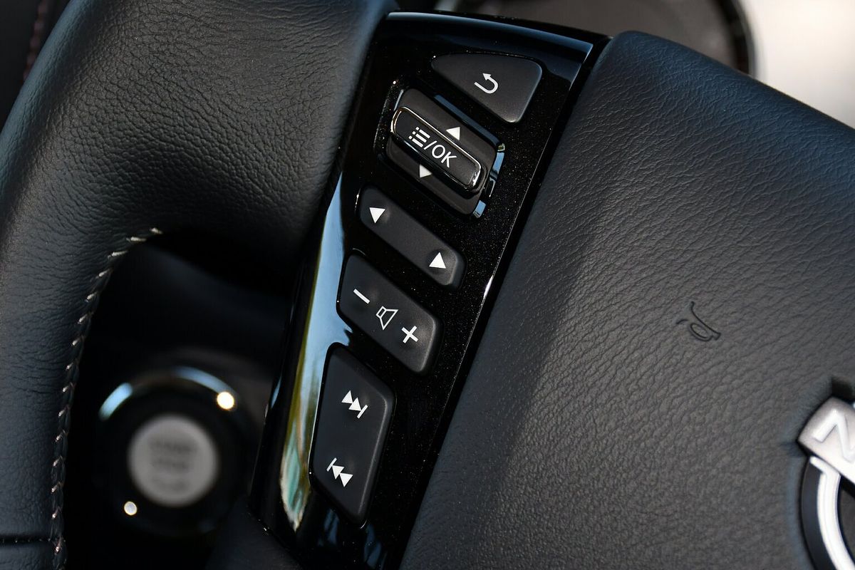 2025 Nissan Patrol Ti Y62