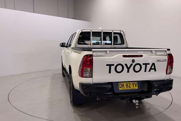 2024 Toyota Hilux SR GUN126R 4X4