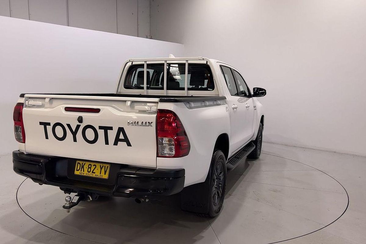 2024 Toyota Hilux SR GUN126R 4X4