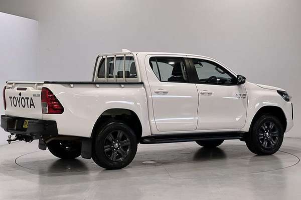 2024 Toyota Hilux SR GUN126R 4X4