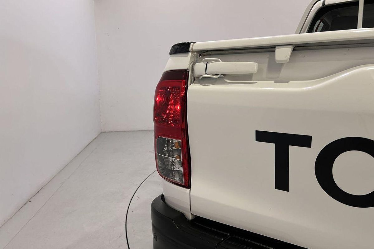 2024 Toyota Hilux SR GUN126R 4X4