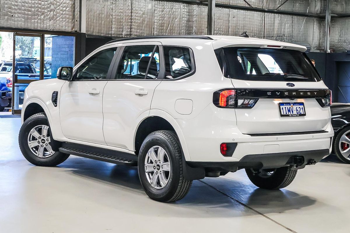2024 Ford Everest Ambiente 2.0L