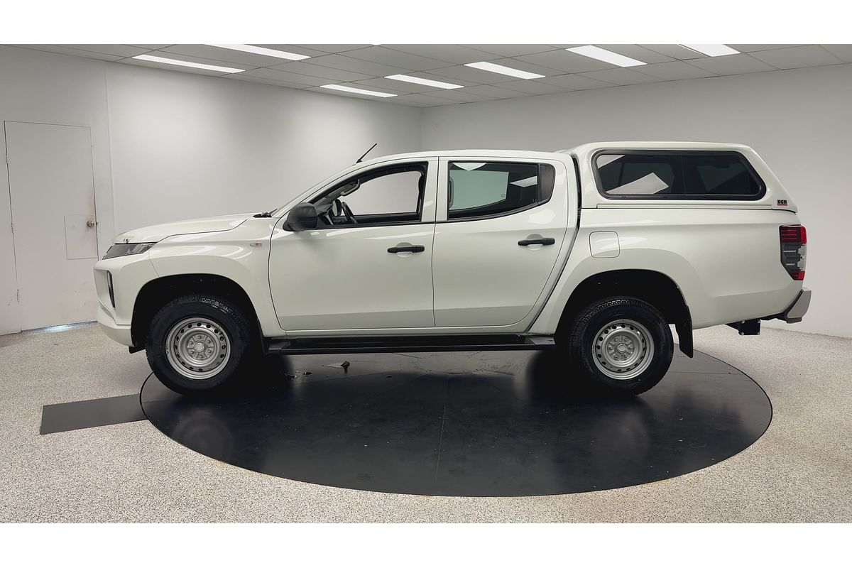 2023 Mitsubishi Triton GLX MR 4X4