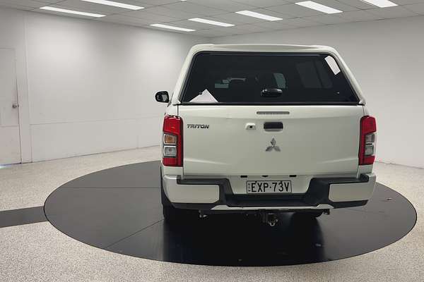 2023 Mitsubishi Triton GLX MR 4X4