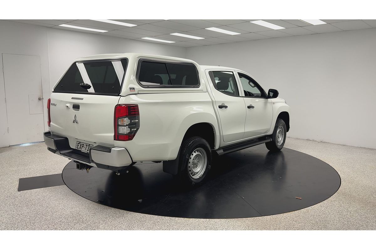 2023 Mitsubishi Triton GLX MR 4X4